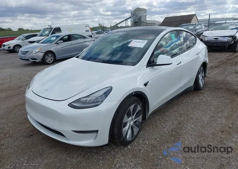 2021 Tesla Model Y Long Range Dual Motor All-Wheel Drive из США, поврежденный, VIN 5YJYGDEE1MF086369